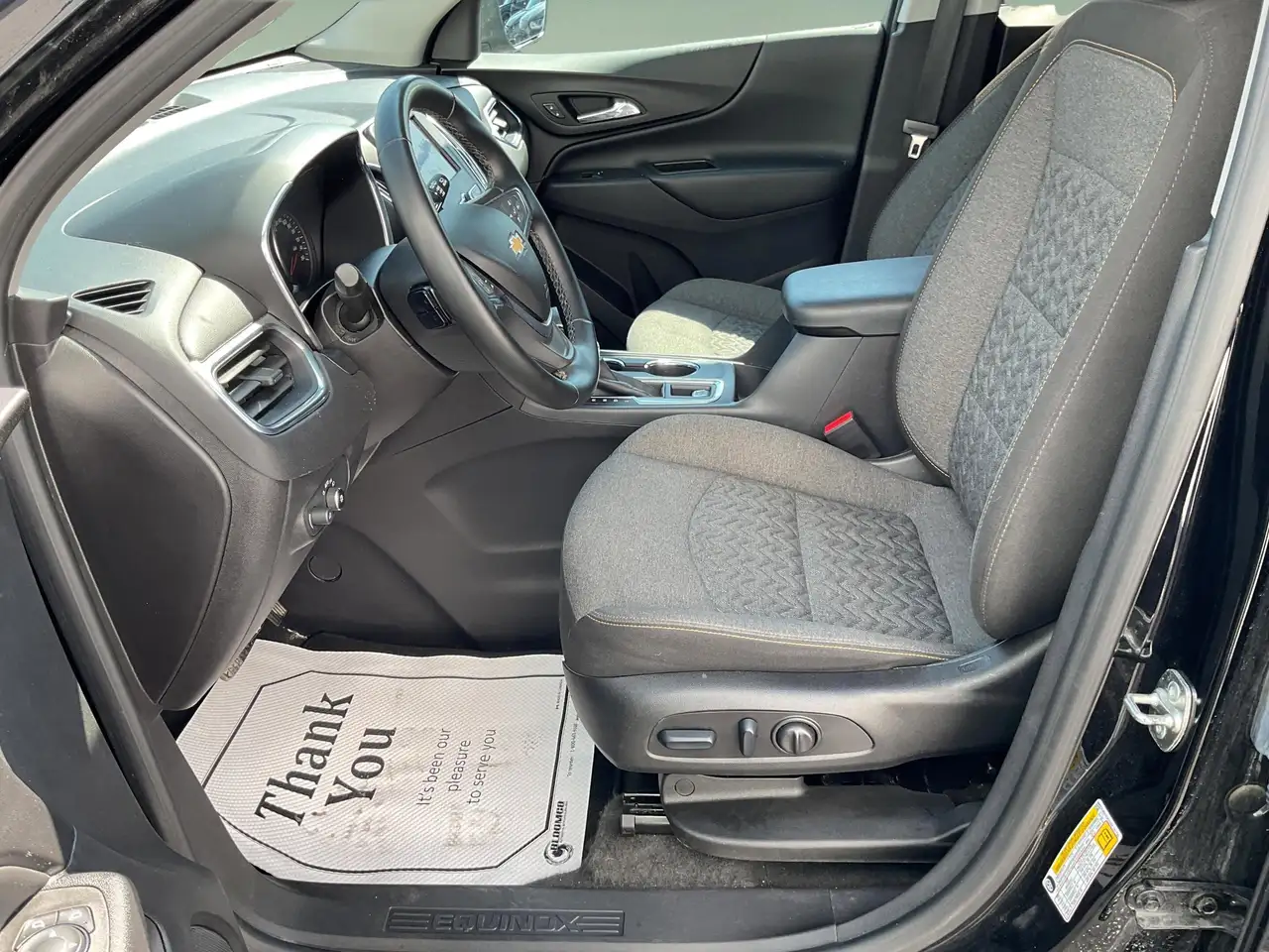 Chevrolet Equinox снимка Chevrolet Equinox