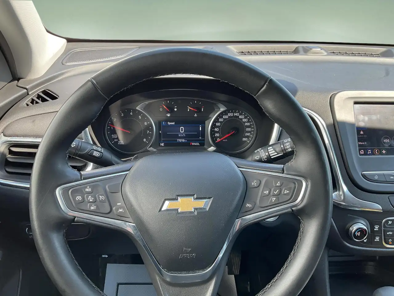 Chevrolet Equinox снимка Chevrolet Equinox