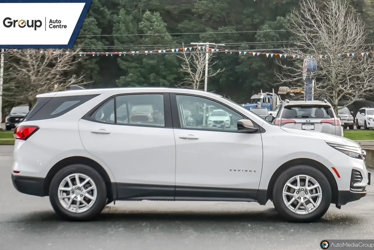 Chevrolet Equinox photo Chevrolet Equinox