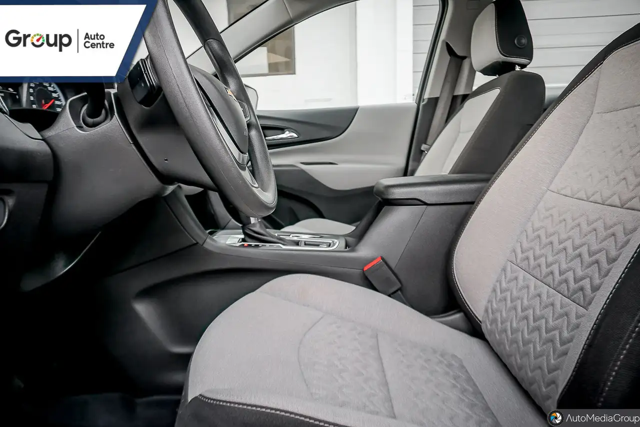Chevrolet Equinox photo Chevrolet Equinox