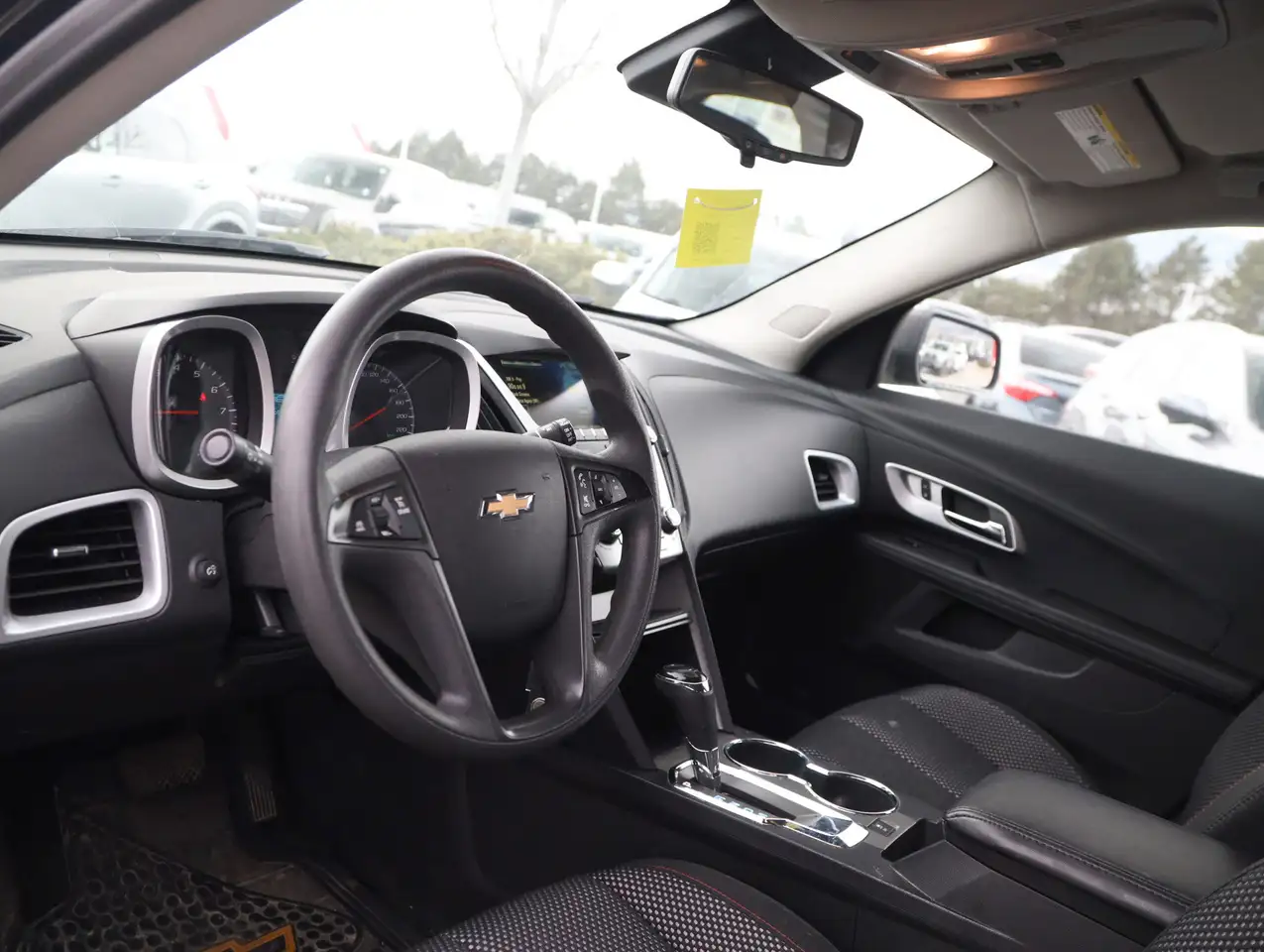 Chevrolet Equinox снимка Chevrolet Equinox