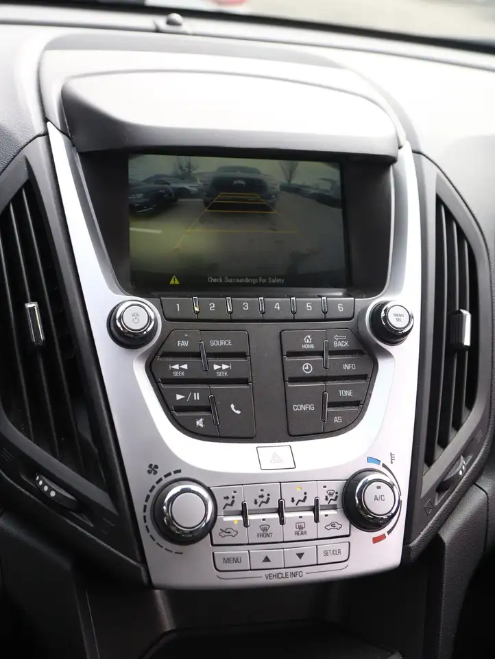 Chevrolet Equinox снимка Chevrolet Equinox