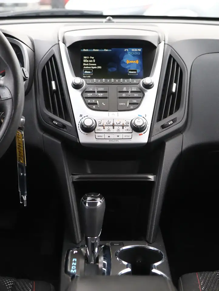 Chevrolet Equinox снимка Chevrolet Equinox
