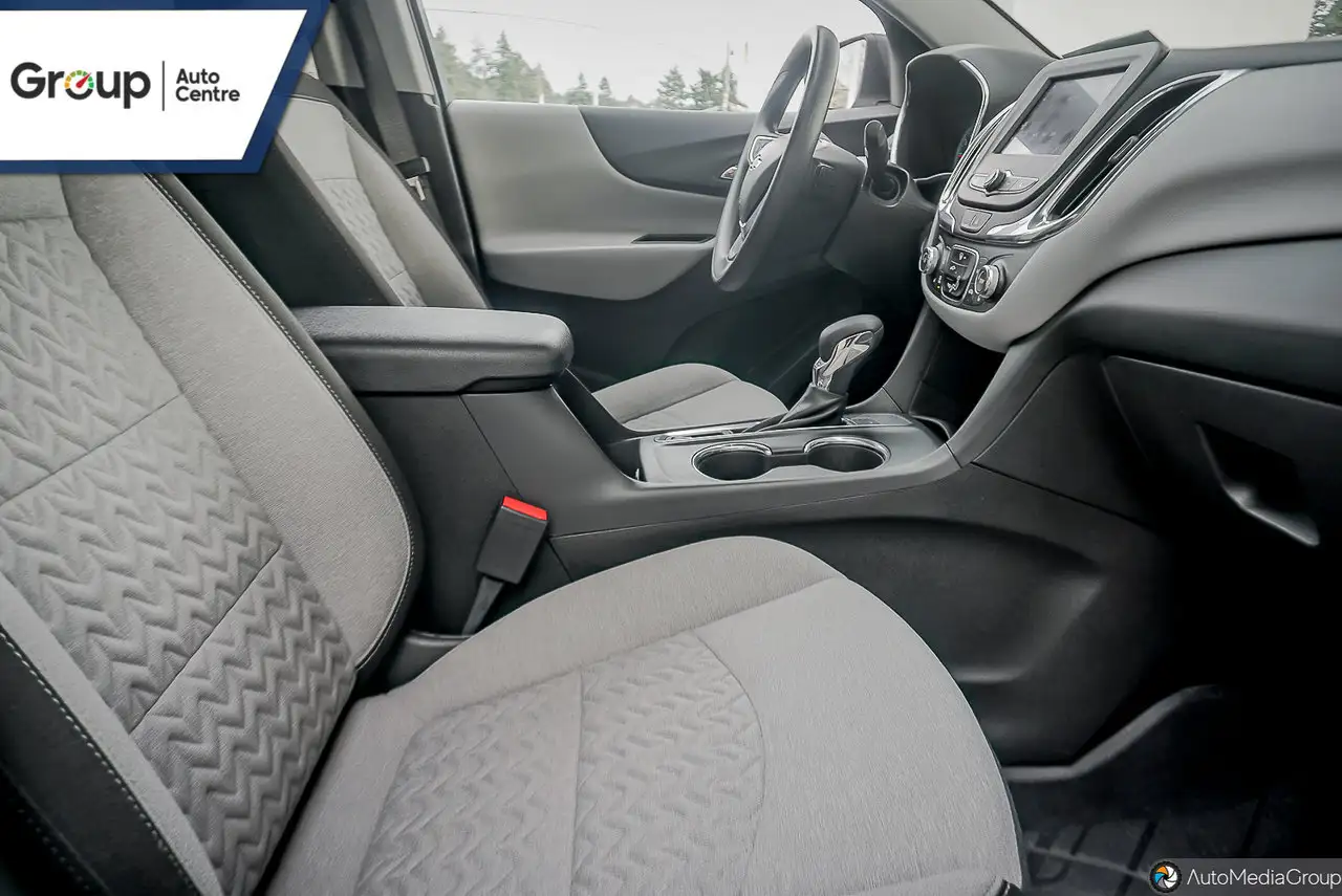 Chevrolet Equinox photo Chevrolet Equinox
