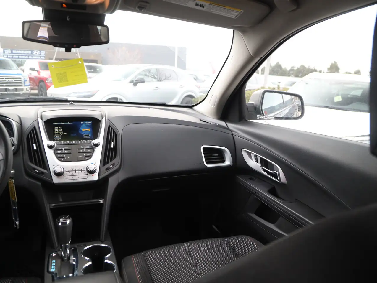 Chevrolet Equinox снимка Chevrolet Equinox