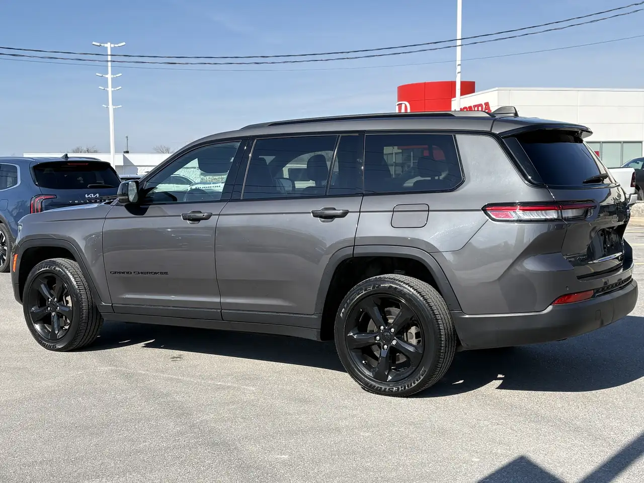 Jeep Grand Cherokee снимка Jeep Grand Cherokee