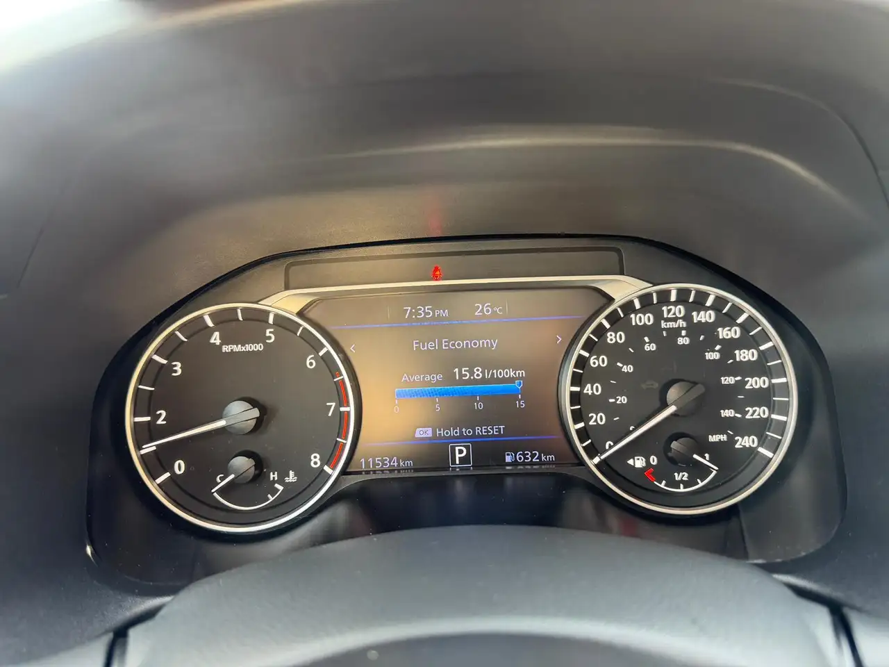 Nissan Altima снимка Nissan Altima