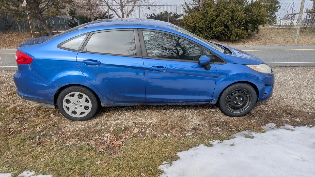 Ford Fiesta снимка Ford Fiesta