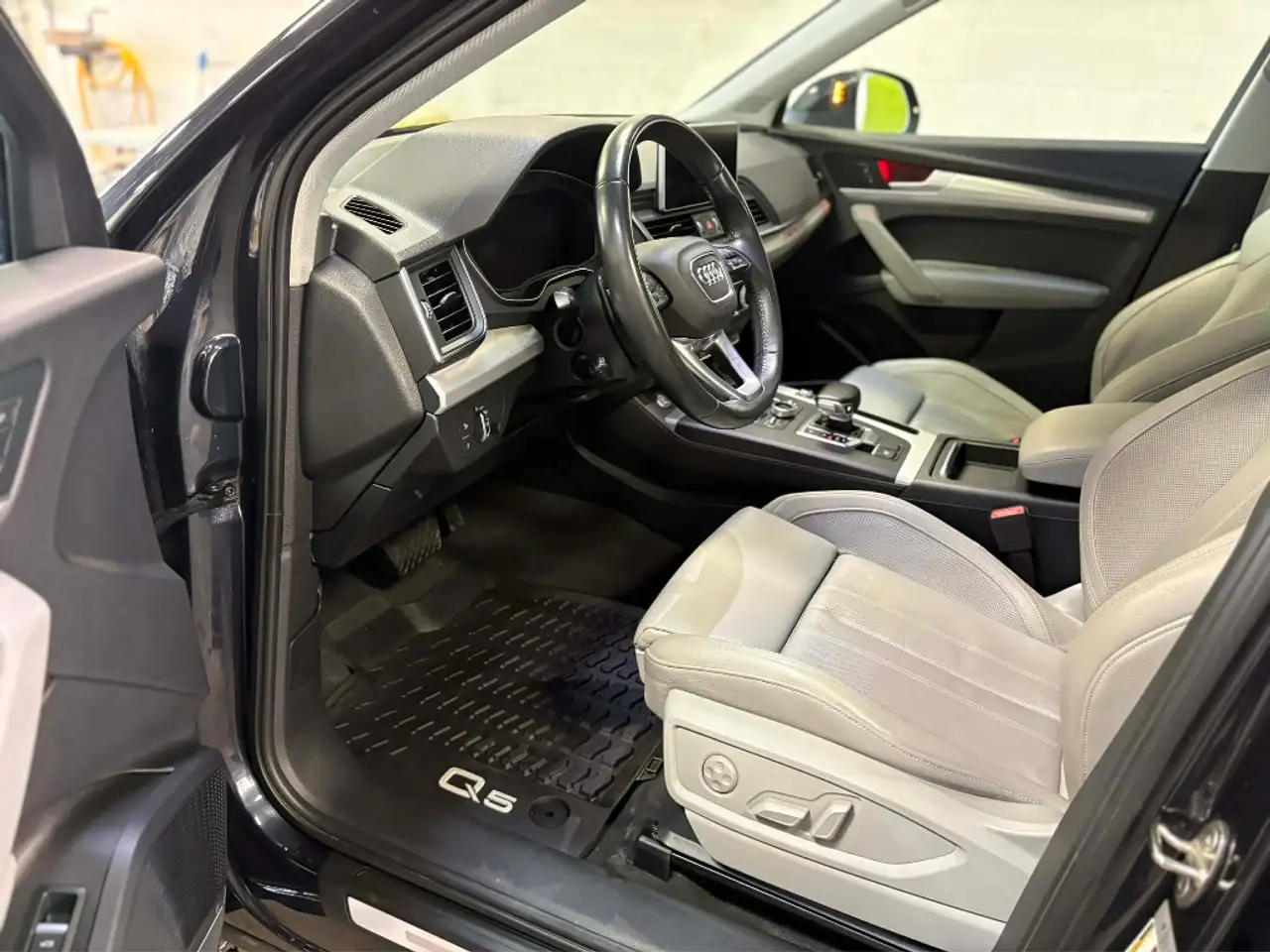 Audi Q5 photo Audi Q5