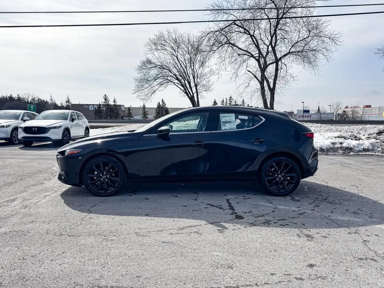 Mazda 3 снимка Mazda 3