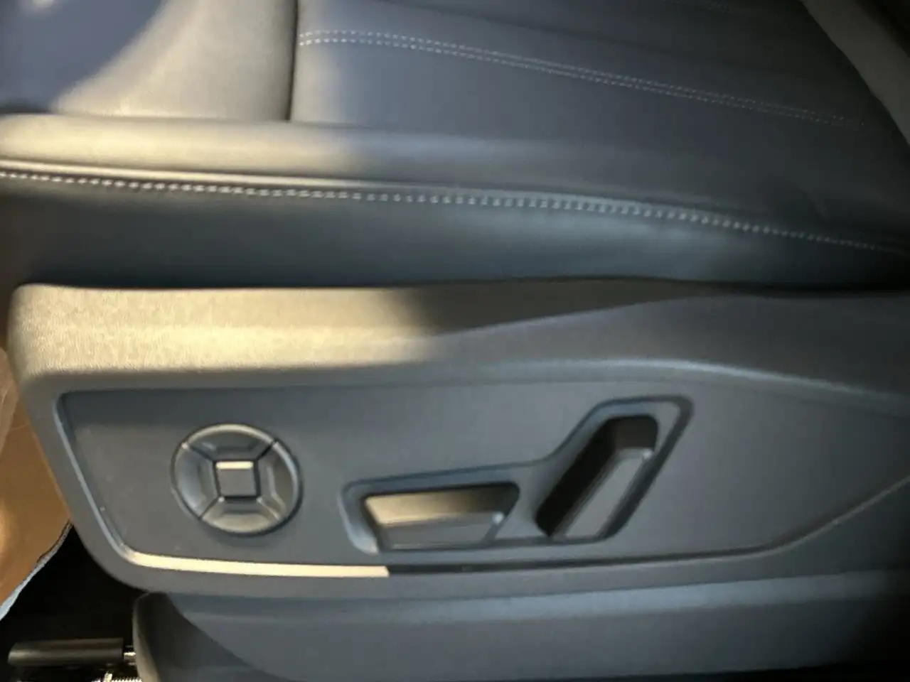 Audi Q5 photo Audi Q5