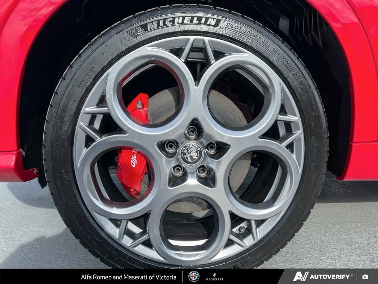 Alfa Romeo Tonale photo Alfa Romeo Tonale
