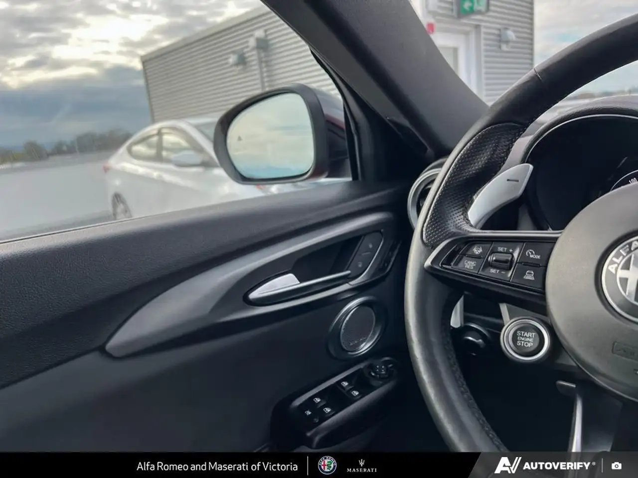 Alfa Romeo Tonale photo Alfa Romeo Tonale