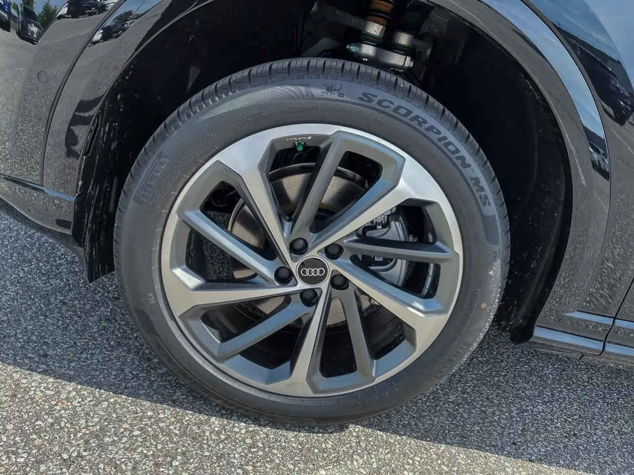 Audi Q5 photo Audi Q5