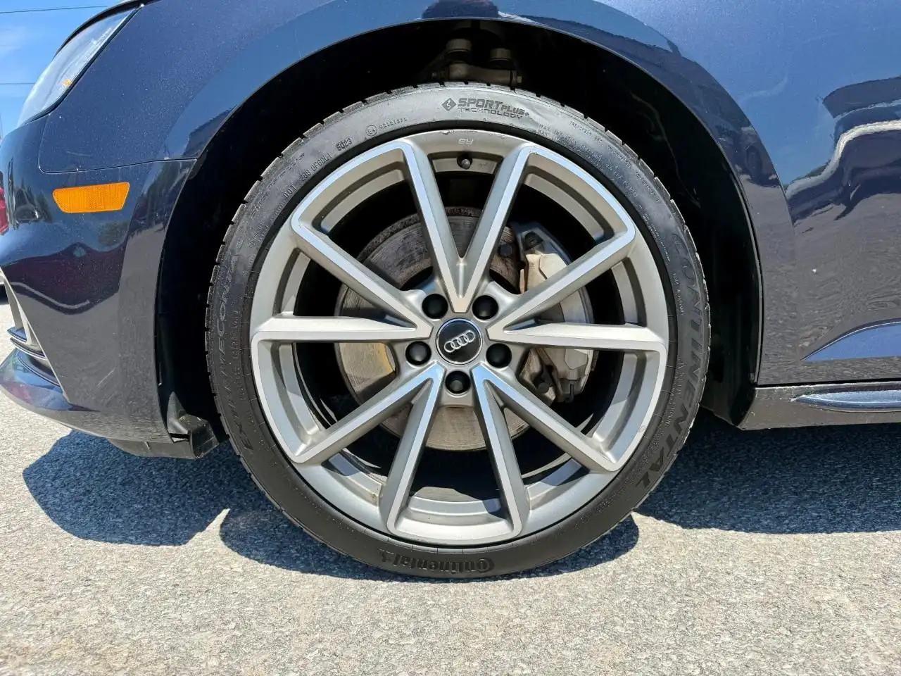 Audi A4 photo Audi A4