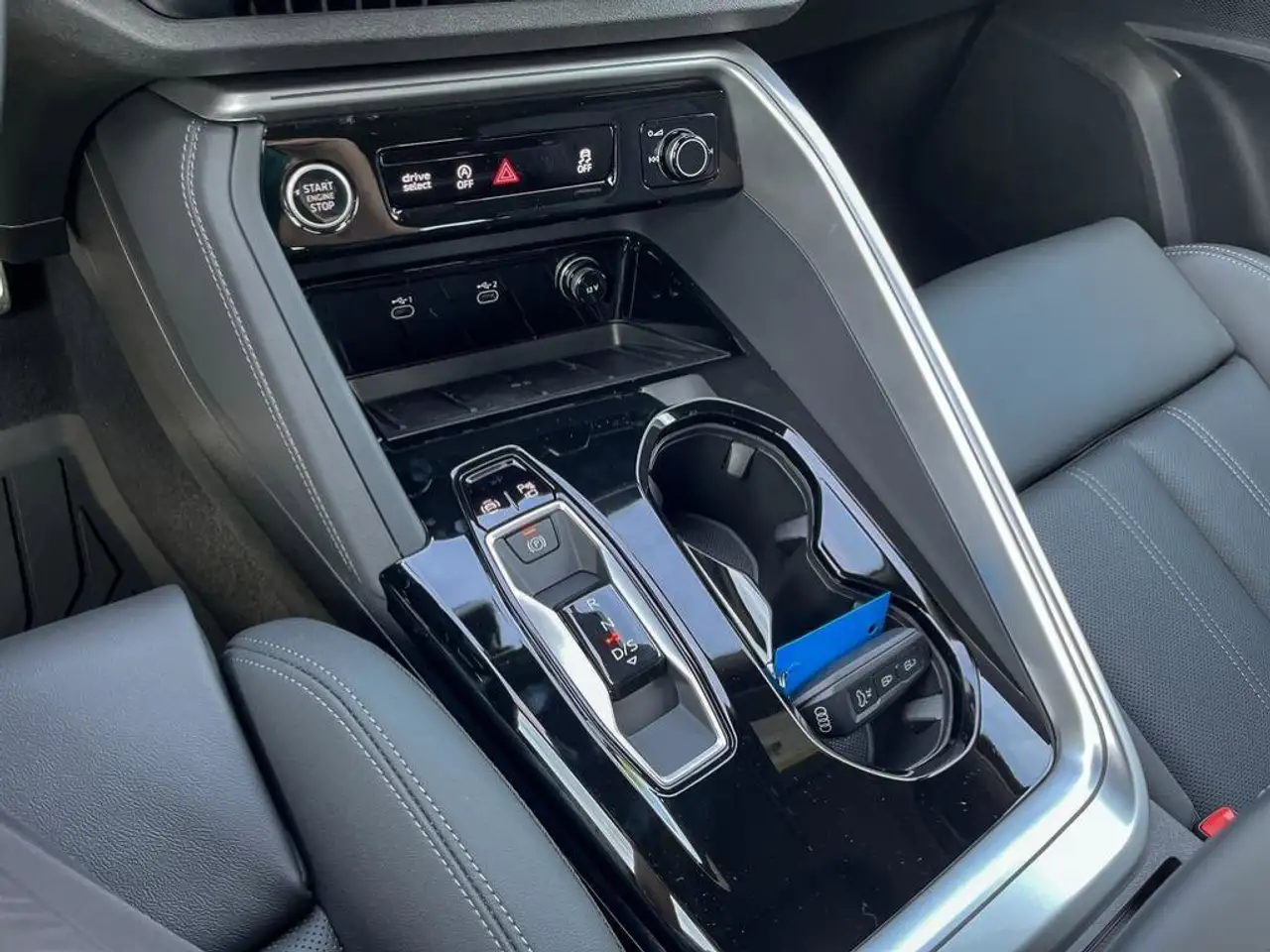 Audi Q5 photo Audi Q5