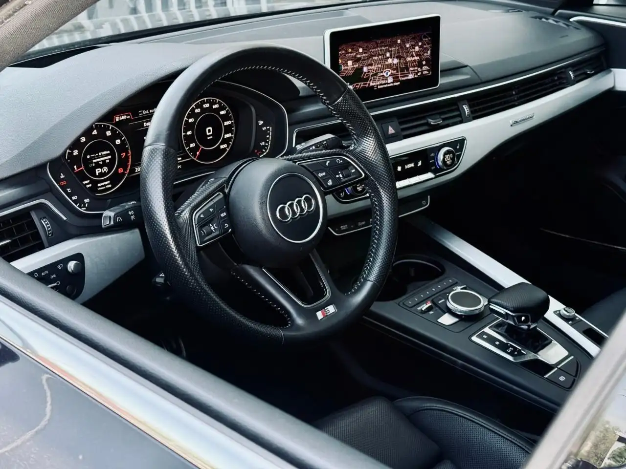 Audi A4 photo Audi A4