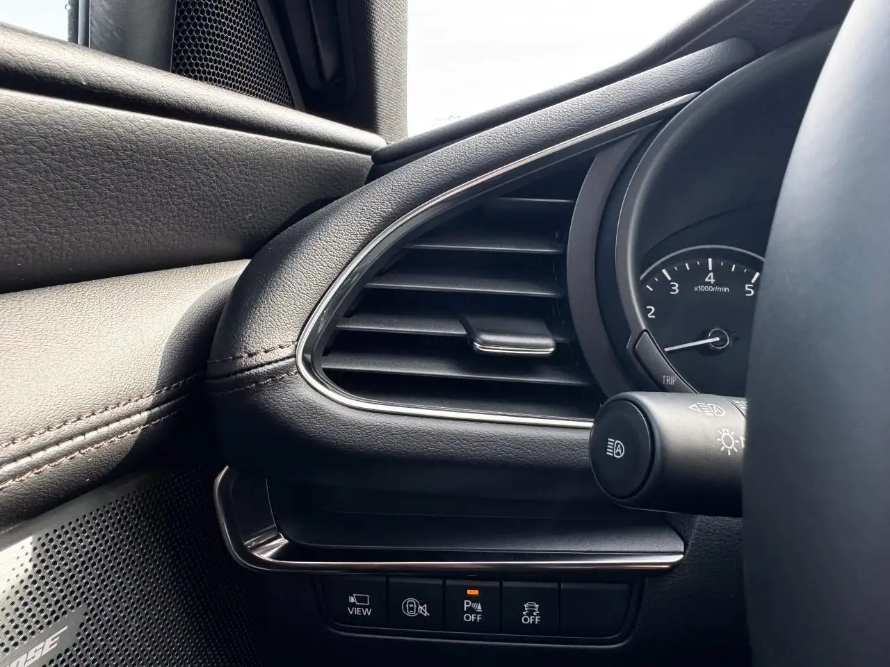 Mazda 3 снимка Mazda 3
