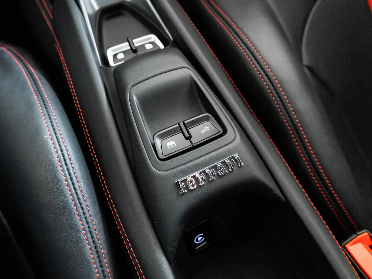 Ferrari F8 Spider fotografie Ferrari F8 Spider
