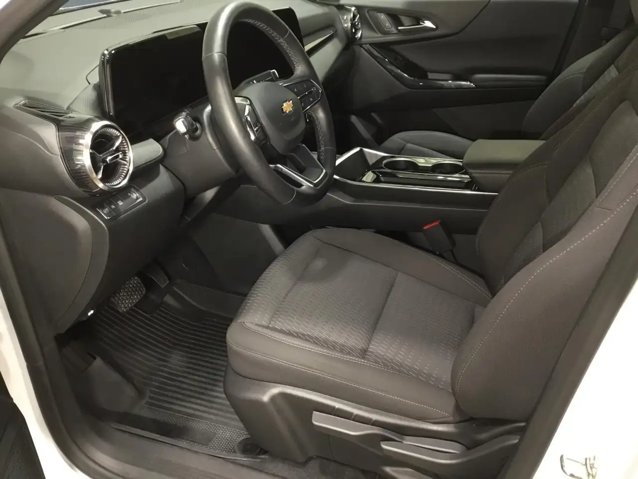 Chevrolet Equinox снимка Chevrolet Equinox