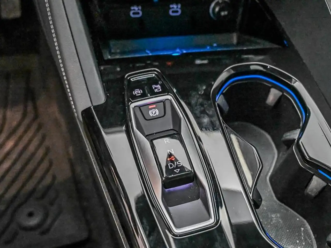 Audi Q5 photo Audi Q5