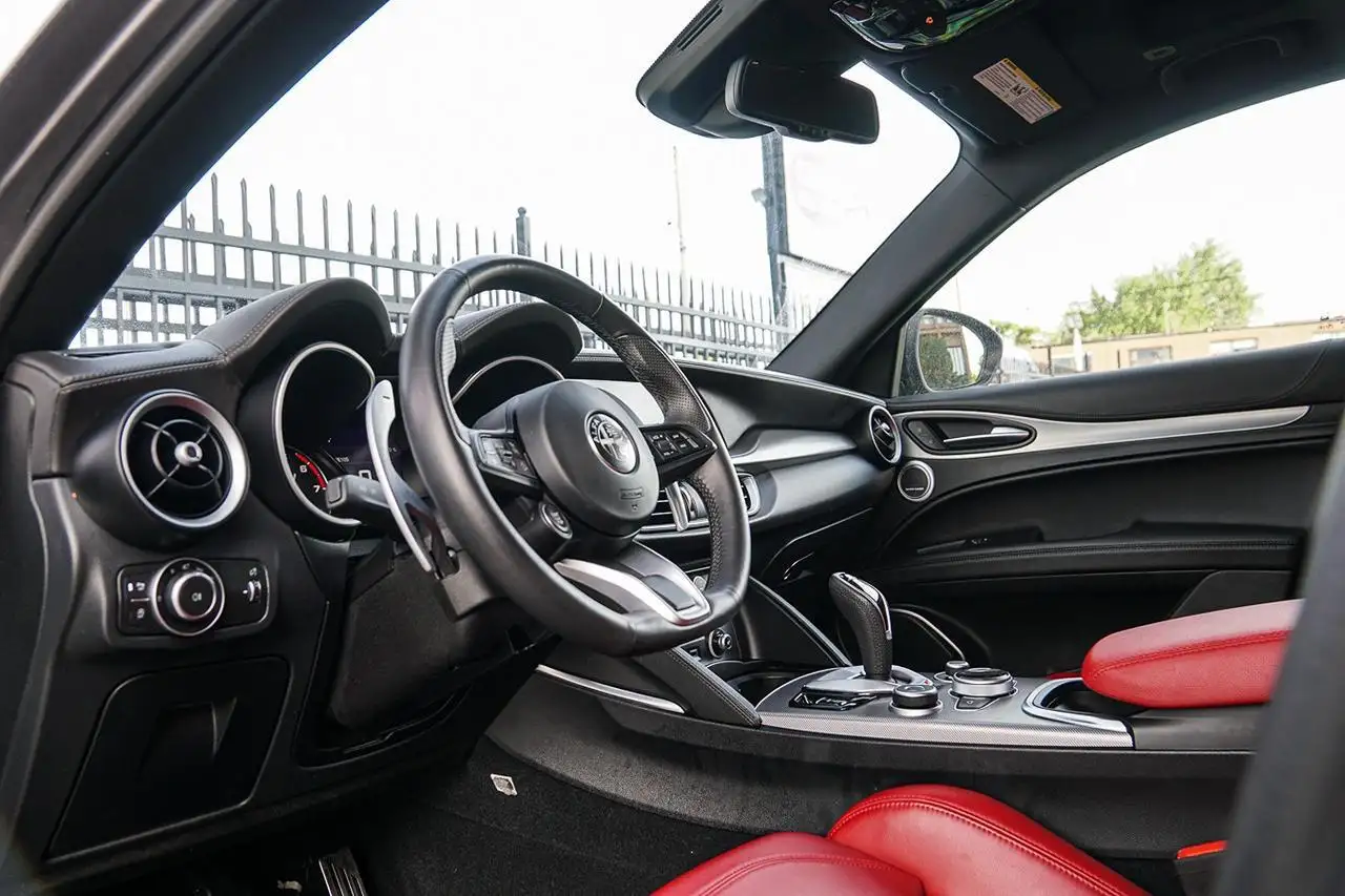 Alfa Romeo Stelvio fotografie Alfa Romeo Stelvio