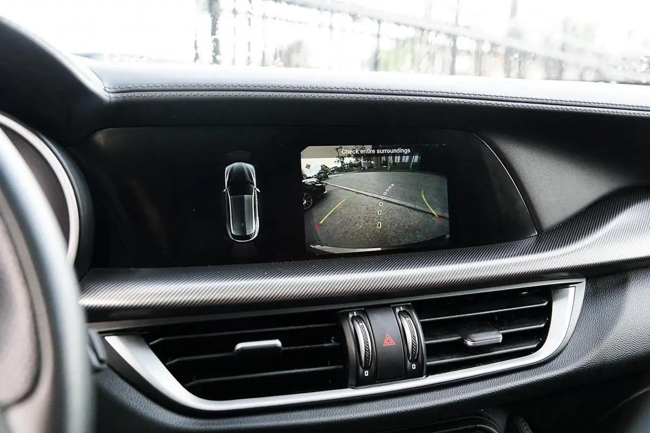 Alfa Romeo Stelvio fotografie Alfa Romeo Stelvio