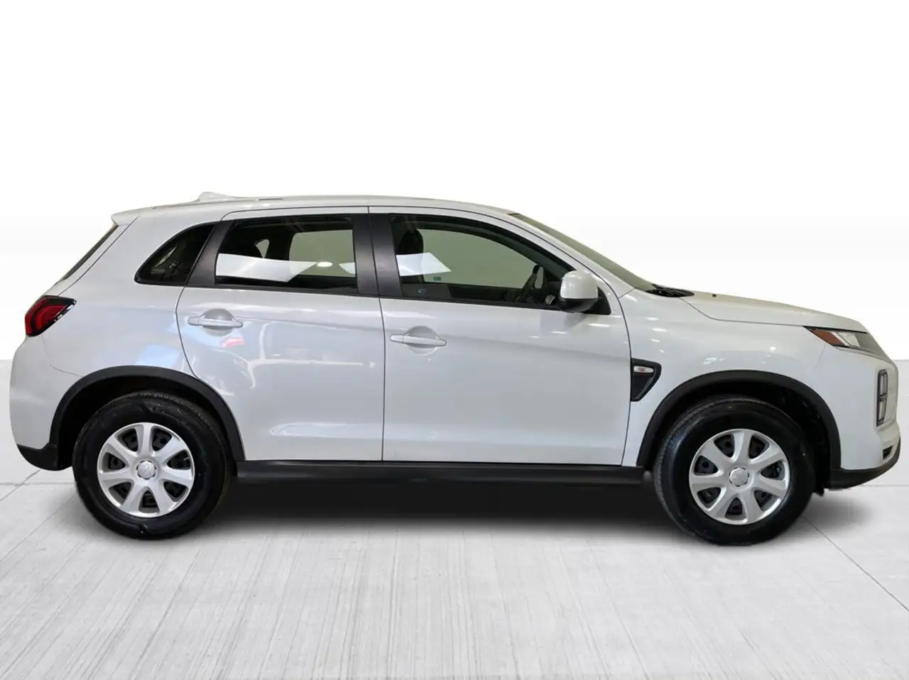 2024 Mitsubishi RVR