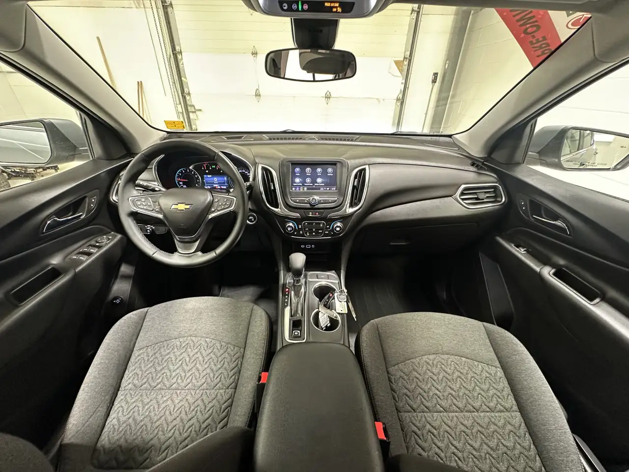 Chevrolet Equinox снимка Chevrolet Equinox