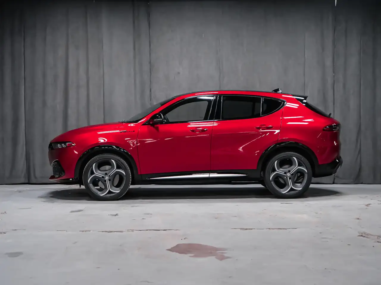 Alfa Romeo Tonale photo Alfa Romeo Tonale