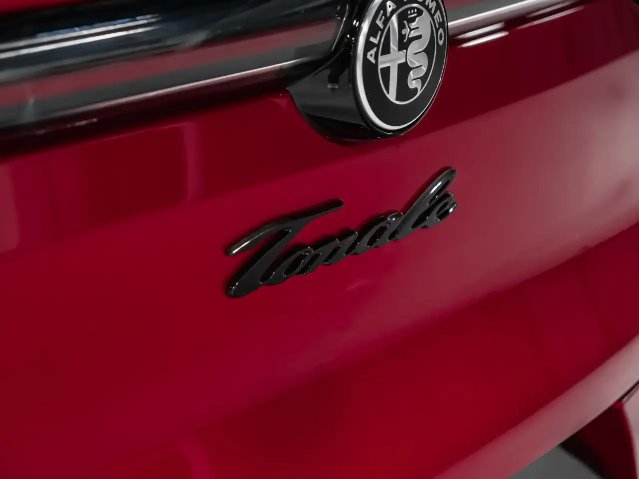 Alfa Romeo Tonale photo Alfa Romeo Tonale