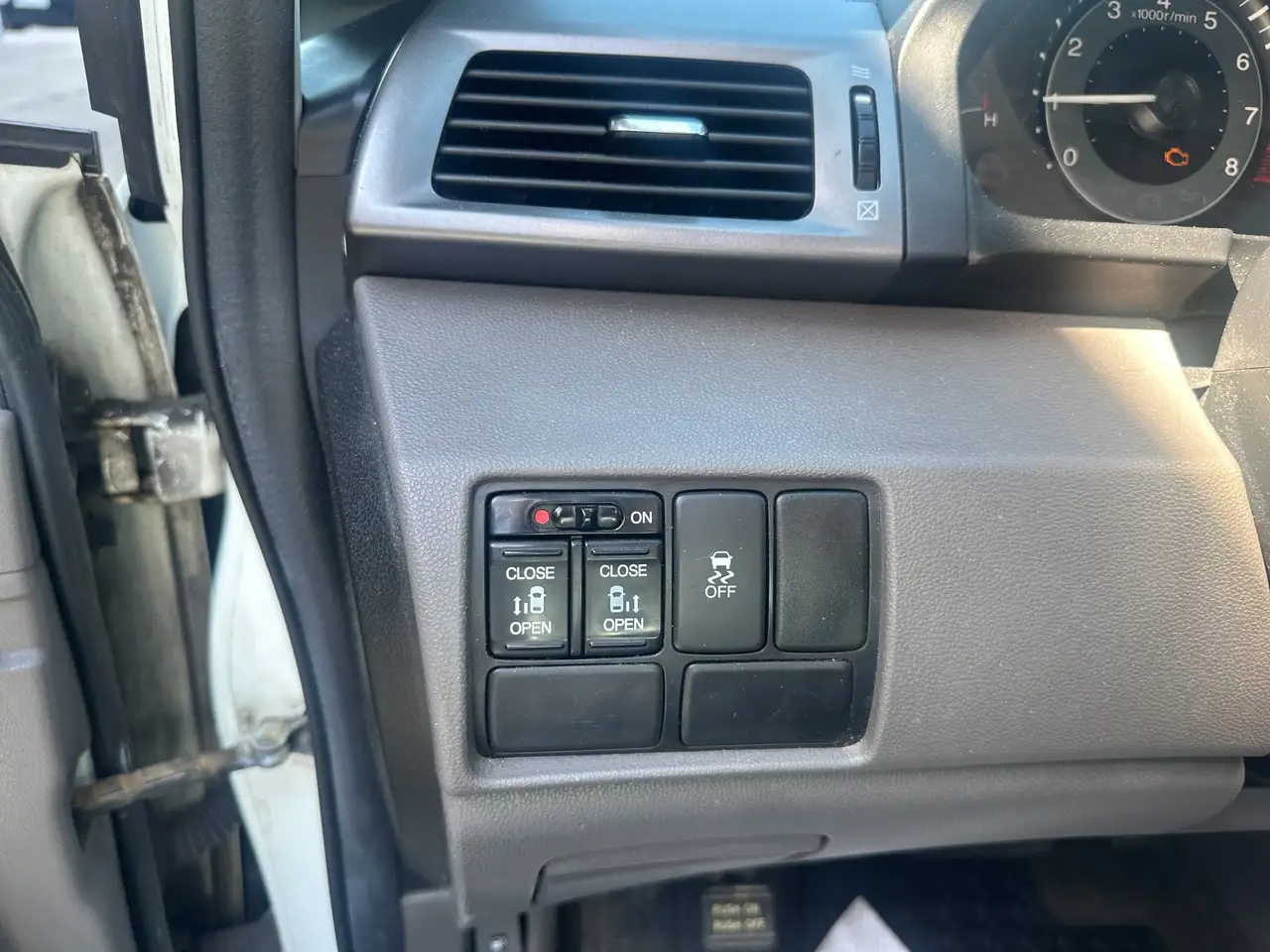 Honda Odyssey photo Honda Odyssey