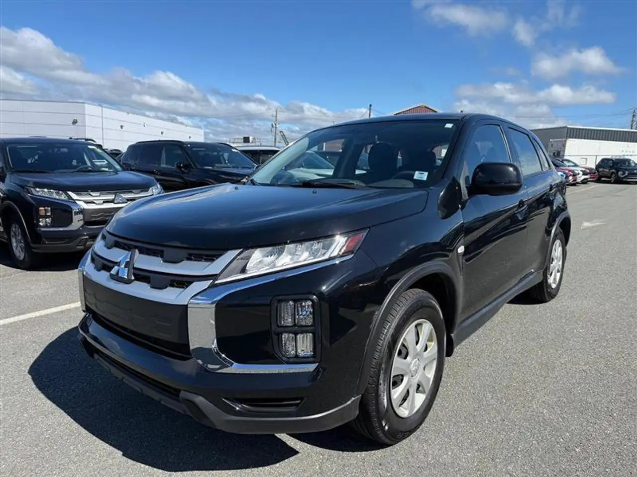 2023 Mitsubishi RVR