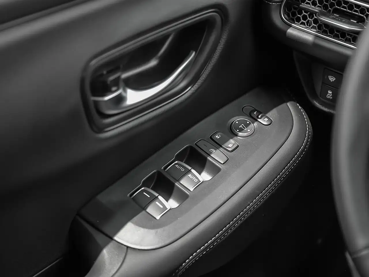 Honda HR-V photo Honda HR-V