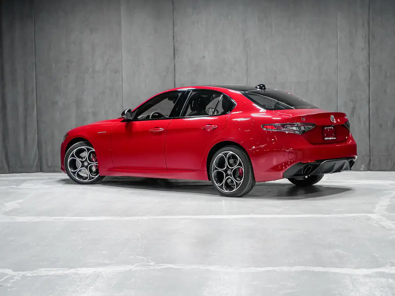 Alfa Romeo Giulia снимка Alfa Romeo Giulia