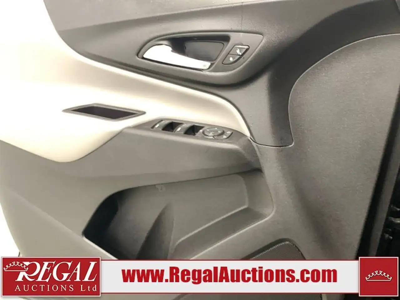 Chevrolet Equinox photo Chevrolet Equinox