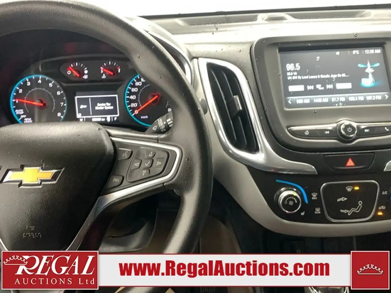 Chevrolet Equinox photo Chevrolet Equinox