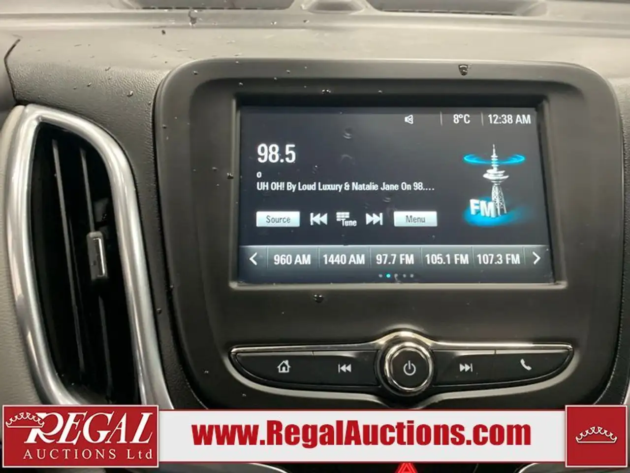 Chevrolet Equinox photo Chevrolet Equinox