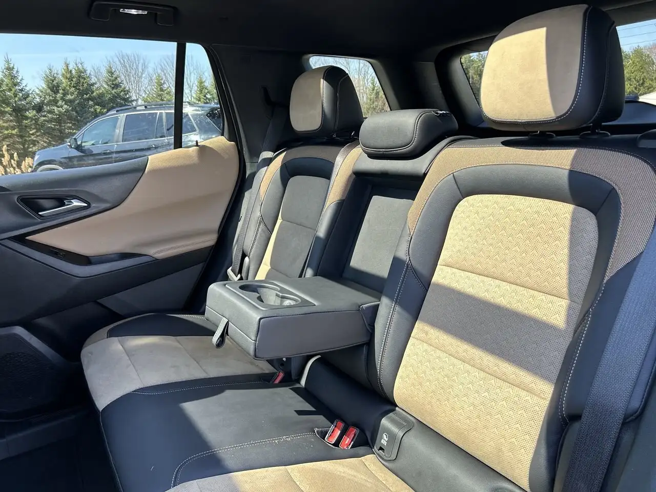 Chevrolet Equinox photo Chevrolet Equinox