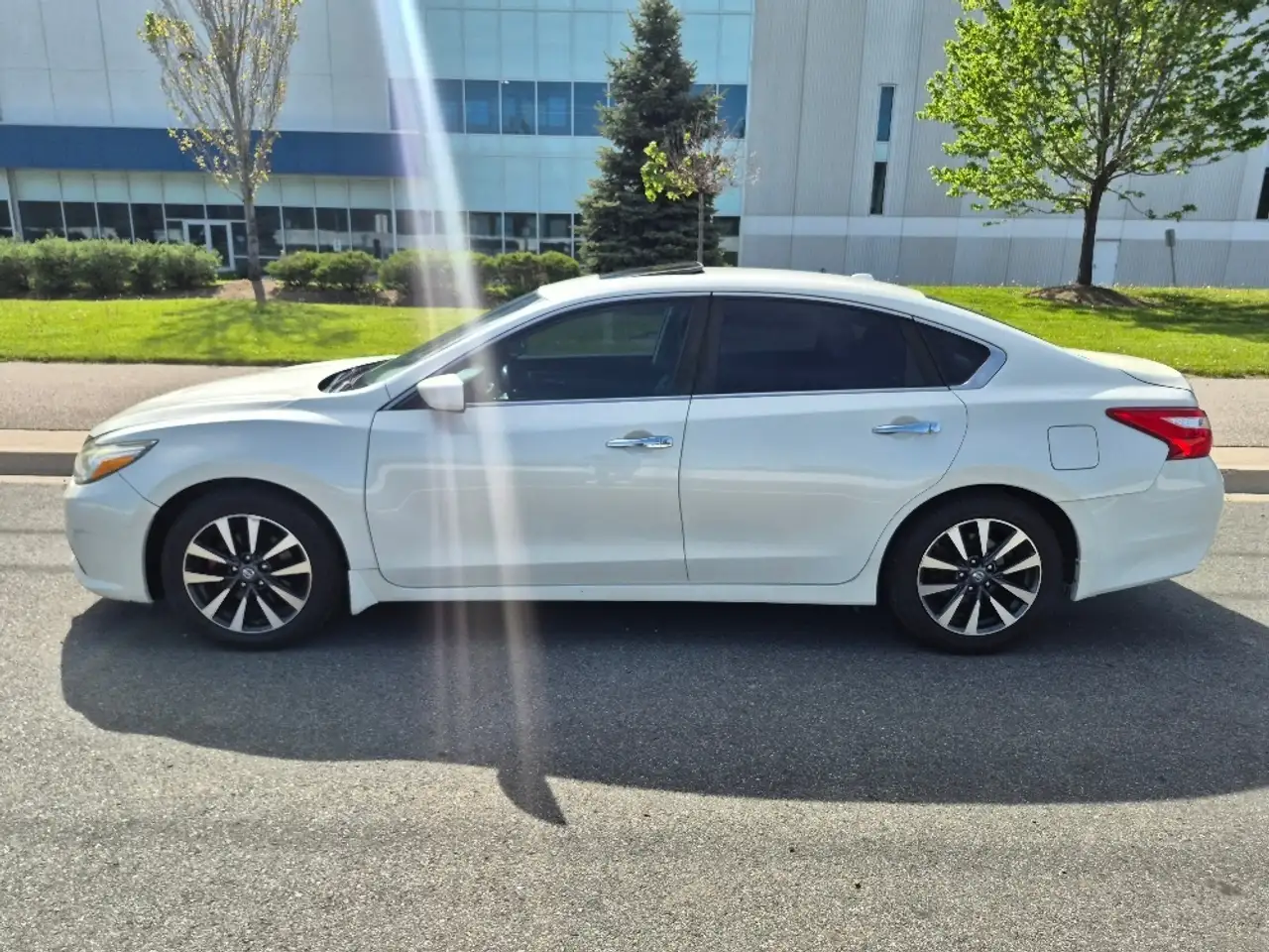 Nissan Altima fotografie Nissan Altima