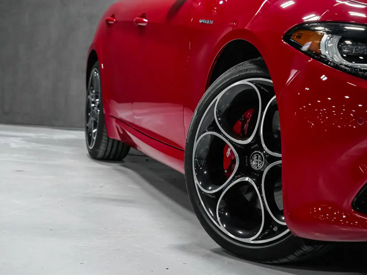 Alfa Romeo Giulia снимка Alfa Romeo Giulia