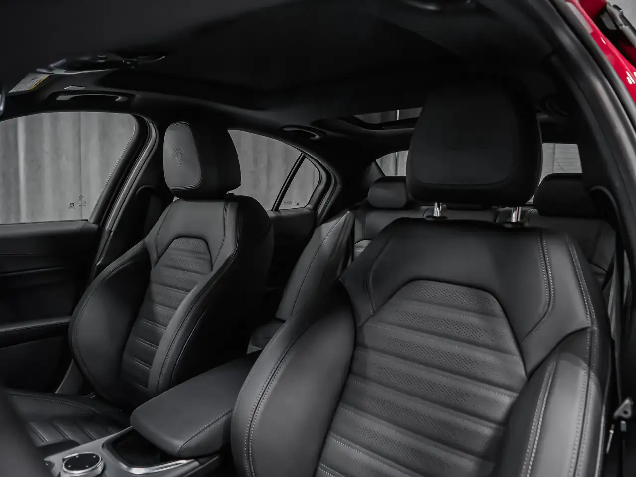 Alfa Romeo Giulia снимка Alfa Romeo Giulia