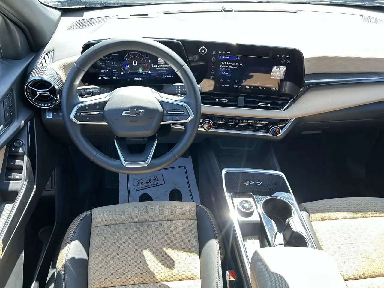 Chevrolet Equinox photo Chevrolet Equinox