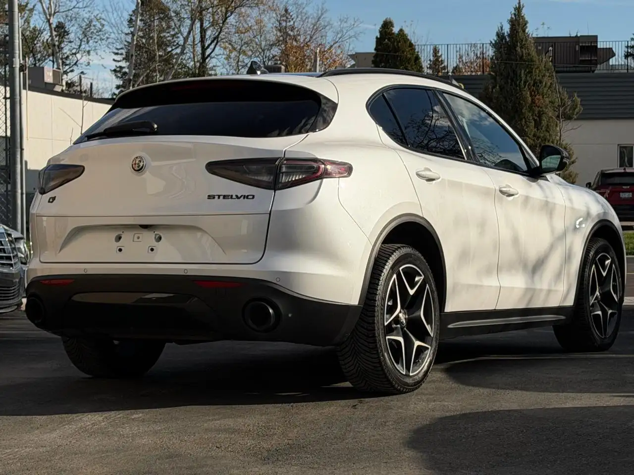 Alfa Romeo Stelvio снимка Alfa Romeo Stelvio