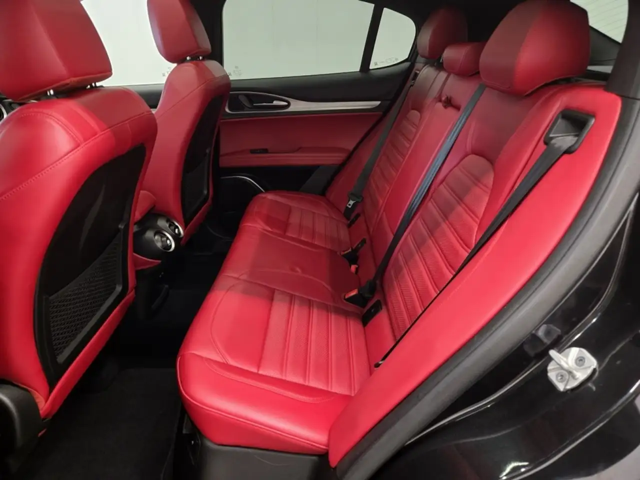 Alfa Romeo Stelvio fotografie Alfa Romeo Stelvio