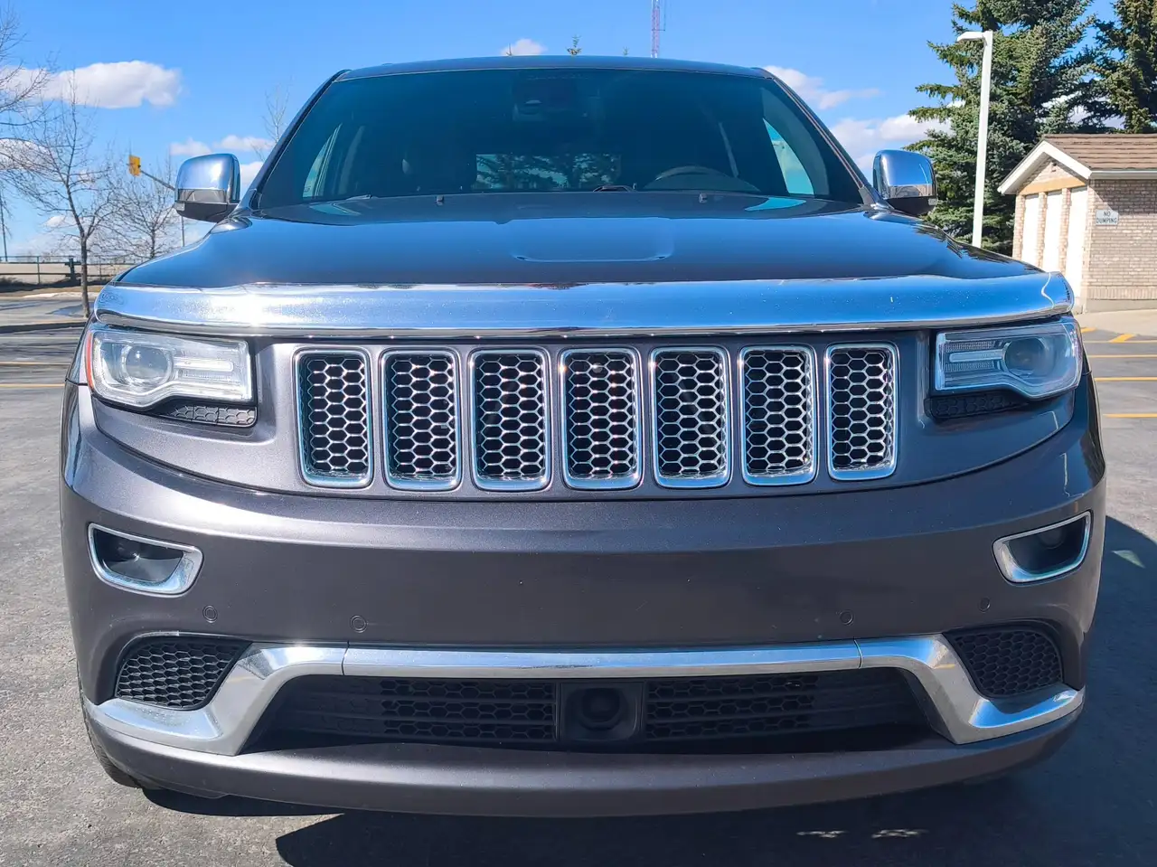 Jeep Grand Cherokee снимка Jeep Grand Cherokee