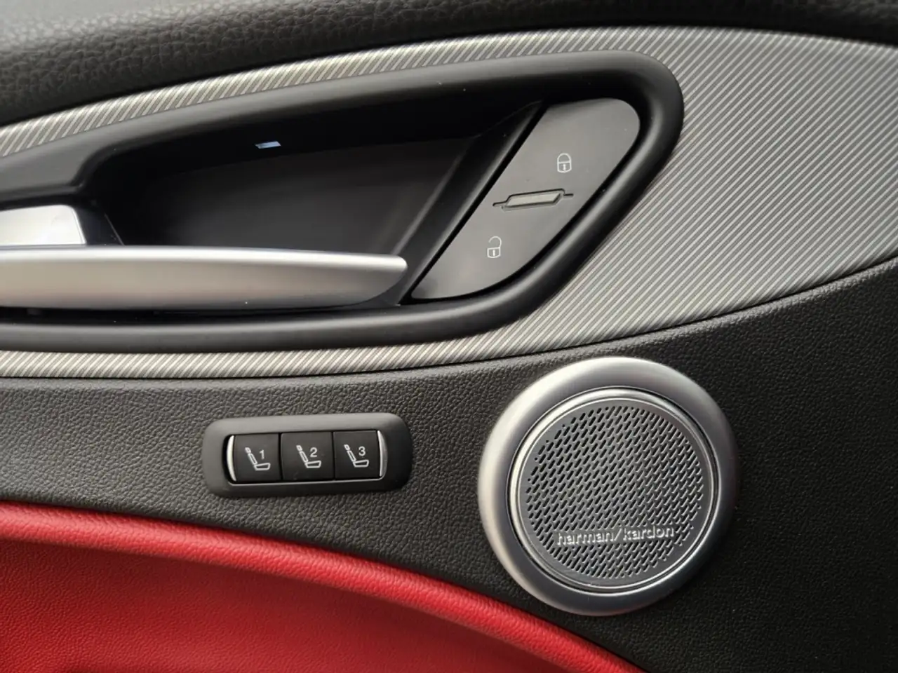 Alfa Romeo Stelvio fotografie Alfa Romeo Stelvio