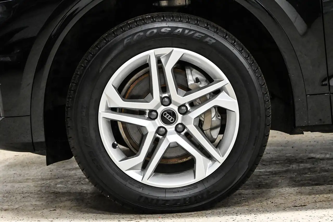 Audi Q5 photo Audi Q5