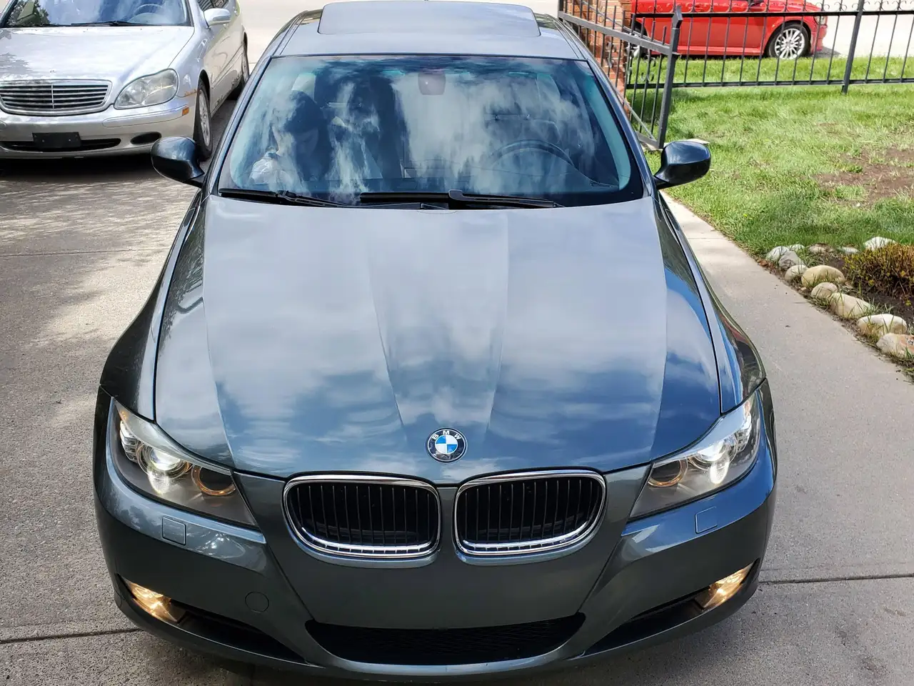 BMW 3 Series снимка BMW 3 Series