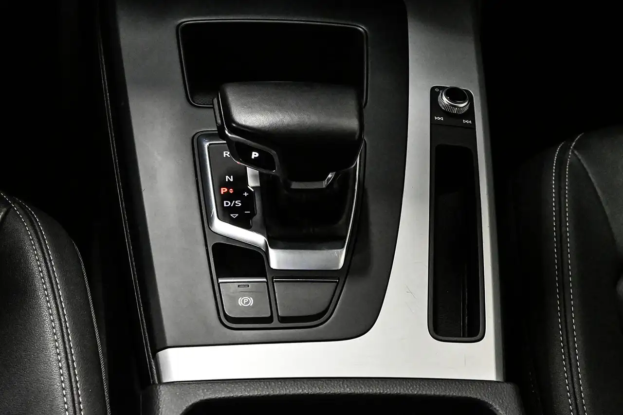 Audi Q5 photo Audi Q5